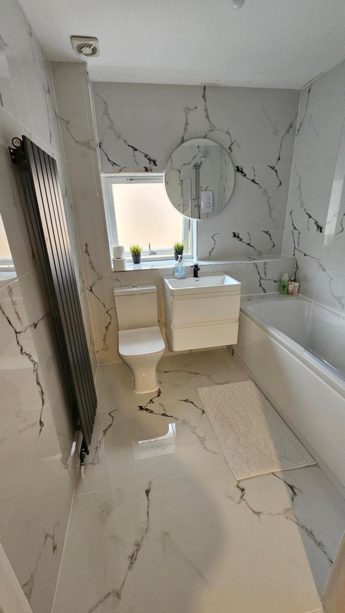 Silverburn New House With Free Parking And Nice Garden Glasgow Bagian luar foto