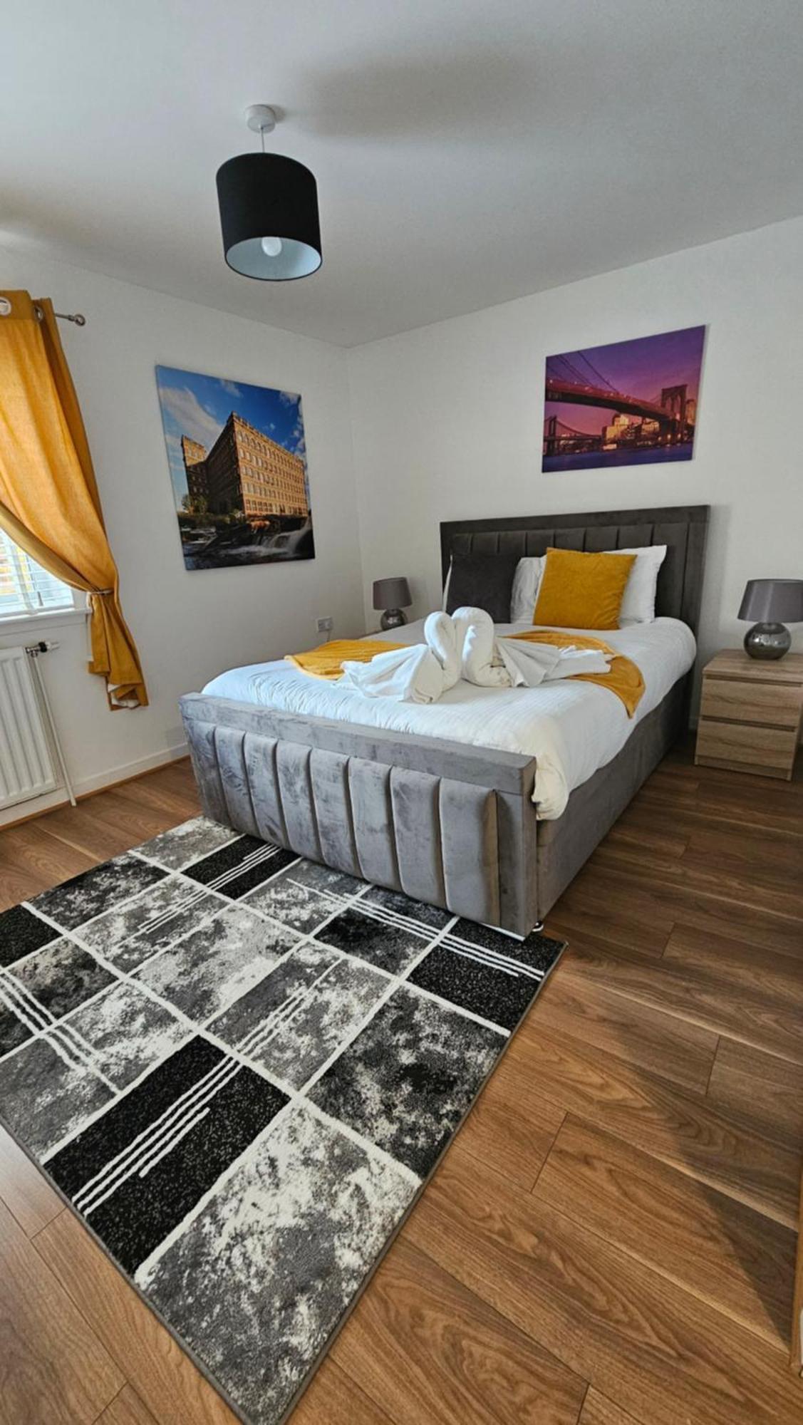 Silverburn New House With Free Parking And Nice Garden Glasgow Bagian luar foto